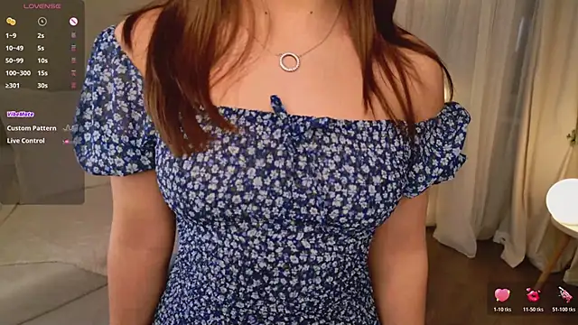 EmiliaDreams online show from 04/24/26, 06:21