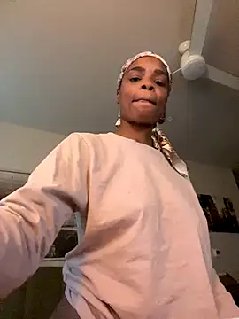 goldbuni online show from 11/11/25, 12:44