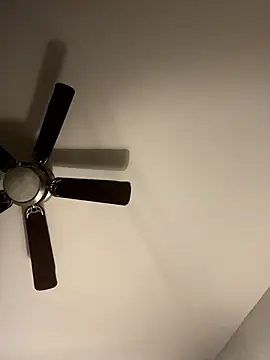 goldbuni online show from 12/04/24, 02:09