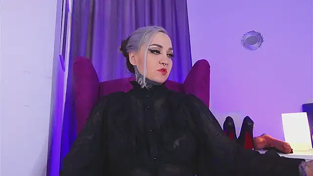 Snapshot of SindelDark chatting on 09/21/25, 12:54 SindelDark online show from 09/21/25, 12:54