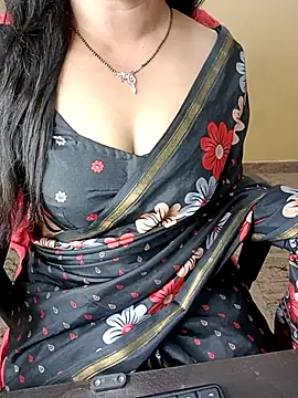 Snapshot of Adwithaa chatting on 04/11/26, 03:47 Adwithaa online show from 04/11/26, 03:47