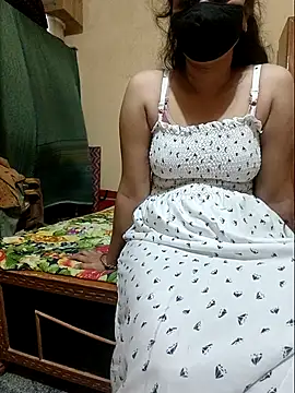 Hot-Mahitha online show from 07/25/26, 06:03