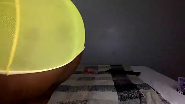 Snapshot of Bootylexy22 chatting on 10/19/25, 07:05 Bootylexy22 online show from 10/19/25, 07:05