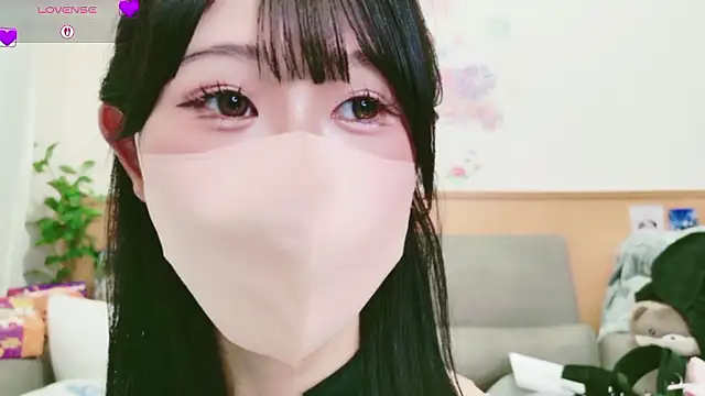 Conatsu online show from 10/28/25, 05:18