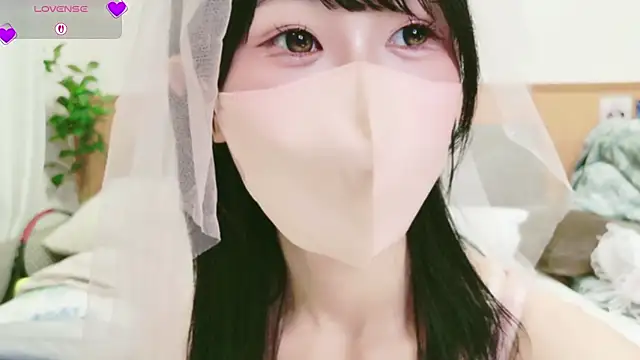 Conatsu online show from 10/11/25, 03:07