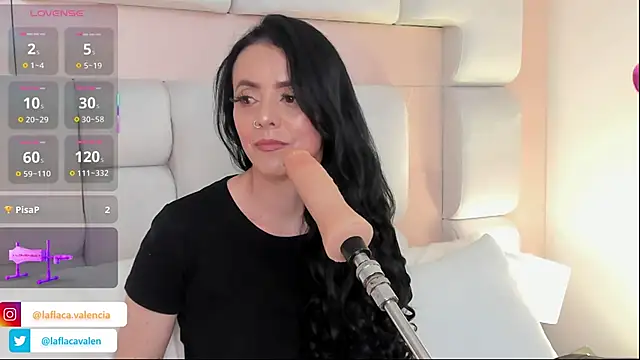 Snapshot of AndreaValencia chatting on 09/21/25, 06:57 AndreaValencia online show from 09/21/25, 06:57