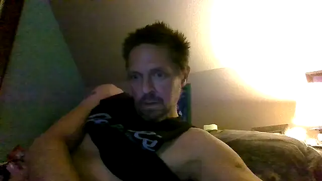 Snapshot of Bigloggz chatting on 08/05/26, 02:49 Bigloggz online show from 08/05/26, 02:49