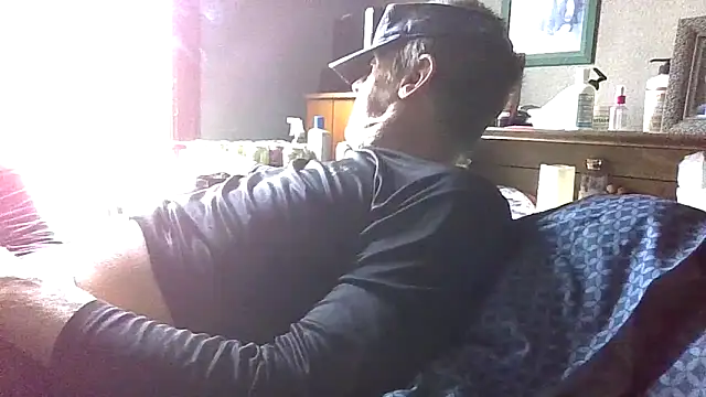 Bigloggz online show from 04/30/26, 07:43