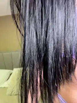 Valentcouple online show from 04/12/26, 10:13