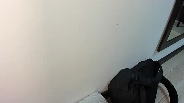 selene red  online show from 03/25/26, 12:22