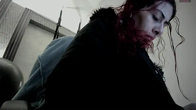 selene red  online show from 11/02/25, 04:34