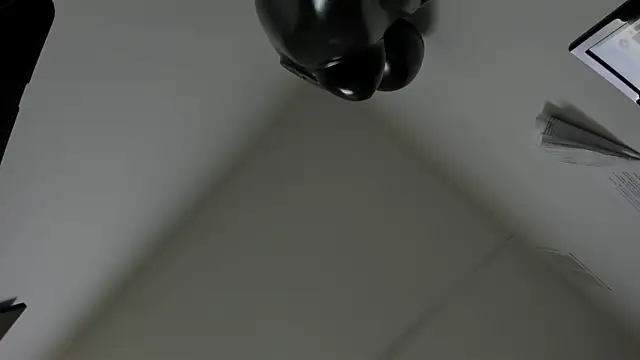 selene red  online show from 09/17/25, 02:19