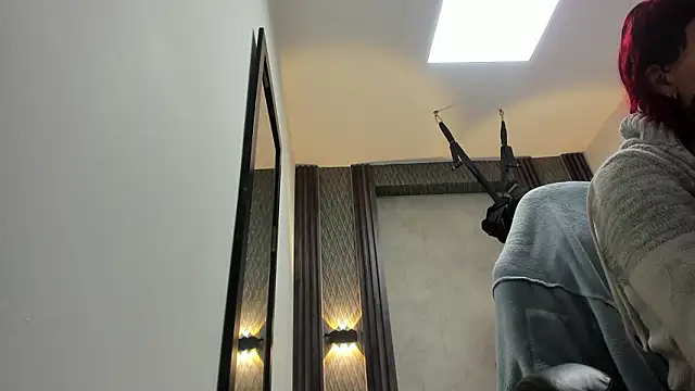 selene red  online show from 02/24/26, 12:22