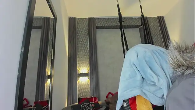 selene red  online show from 01/11/26, 04:36