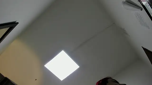 selene red  online show from 09/15/25, 01:44