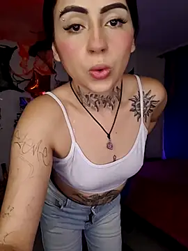 Bonnye star online show from 10/18/25, 04:03