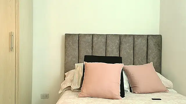 Snapshot of karina_lewis_ chatting on 02/07/26, 03:25 karina lewis online show from 02/07/26, 03:25