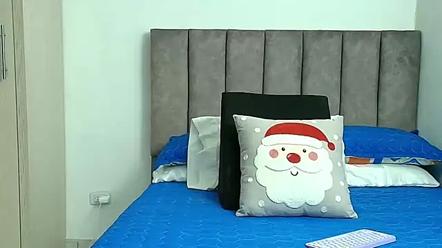 karina lewis  online show from 12/18/25, 04:06