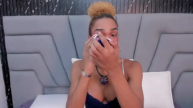 NaomiSteward online show from 11/14/25, 11:47