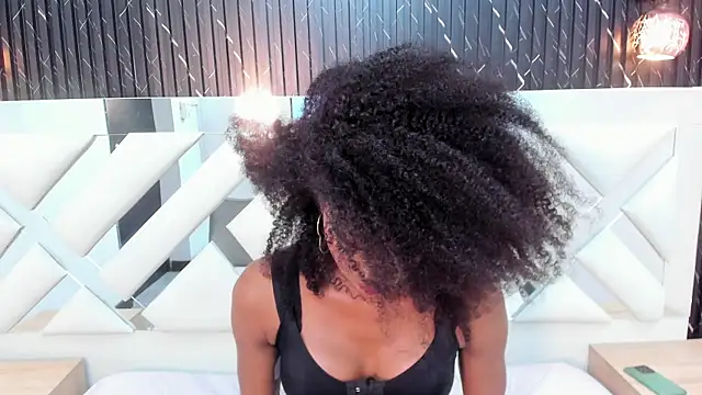 NaomiSteward online show from 02/06/25, 05:30