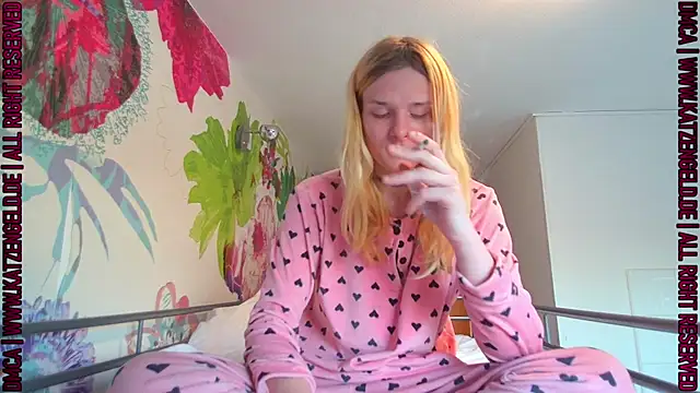 emma neko online show from 03/19/25, 06:14