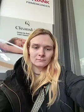 emma neko online show from 03/17/25, 11:00