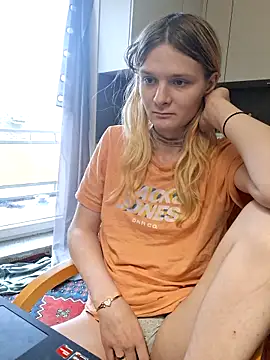 emma neko online show from 11/11/25, 01:17