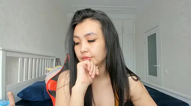 Missykitty01 online show from 03/18/25, 03:02