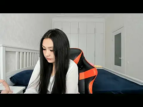 Missykitty01 online show from 11/07/25, 07:35