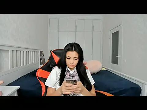 Missykitty01 online show from 09/29/25, 03:35