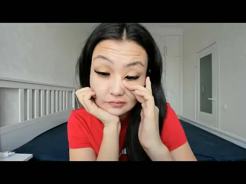 Missykitty01 online show from 11/29/25, 04:56