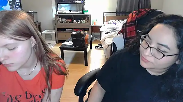 Elliewgfs online show from 03/04/25, 03:44