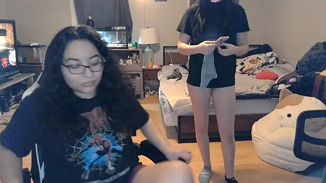 Elliewgfs online show from 03/08/25, 11:28