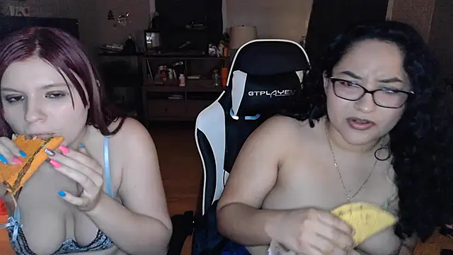 Elliewgfs online show from 12/14/24, 05:18