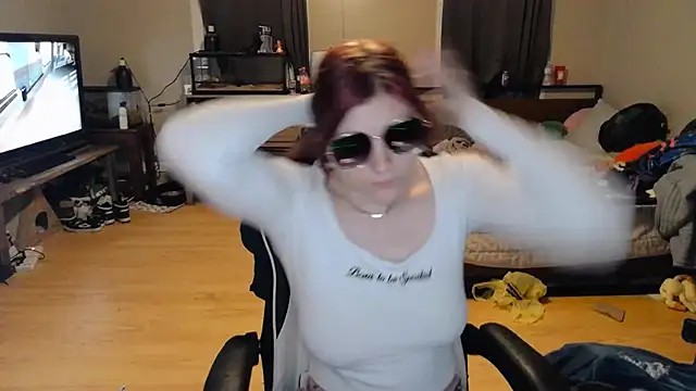 Elliewgfs online show from 02/08/25, 04:14