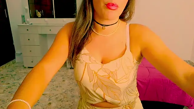 Snapshot of dalila_sexxx chatting on 06/05/26, 03:44 dalila sexxx online show from 06/05/26, 03:44