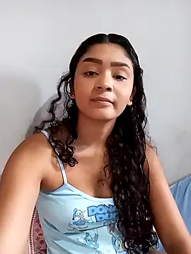 heleny901 online show from 12/15/25, 08:03