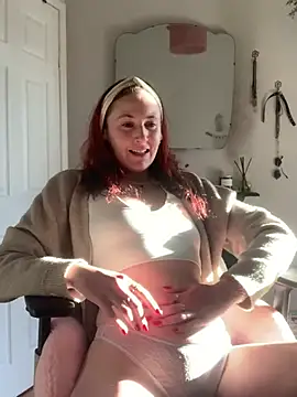 Snapshot of Littlelolo60 chatting on 02/06/25, 03:20 Littlelolo60 online show from 02/06/25, 03:20