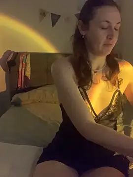 Snapshot of Littlelolo60 chatting on 03/05/25, 08:00 Littlelolo60 online show from 03/05/25, 08:00