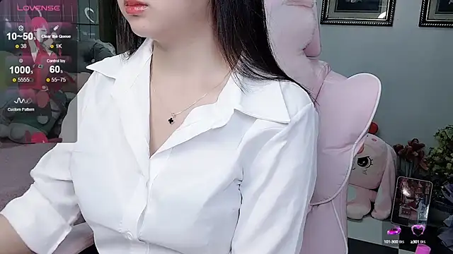 Snapshot of _Nana_20 chatting on 10/06/25, 04:52 Nana 20 online show from 10/06/25, 04:52
