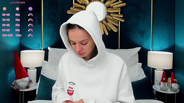 Snapshot of AprilWong chatting on 01/14/26, 05:44 AprilWong online show from 01/14/26, 05:44