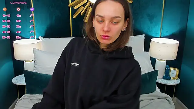 AprilWong online show from 04/04/26, 05:03