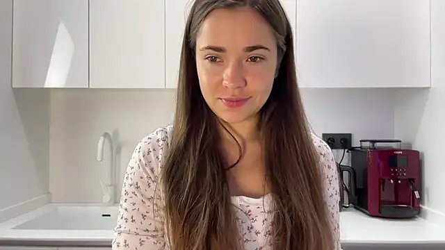 Snapshot of Mika_Miller chatting on 09/19/25, 06:06 Mika Miller online show from 09/19/25, 06:06