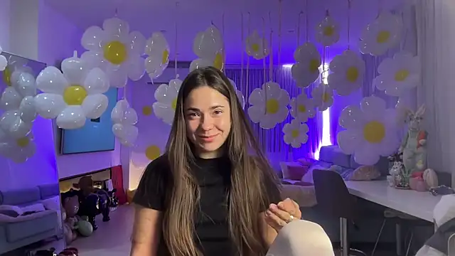 Mika Miller online show from 03/15/26, 10:28