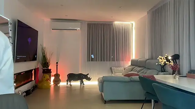 Mika Miller online show from 01/13/26, 12:25