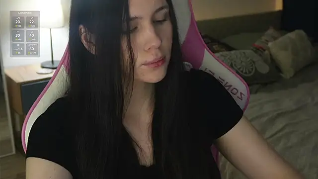 jennetdoll online show from 02/20/25, 04:47