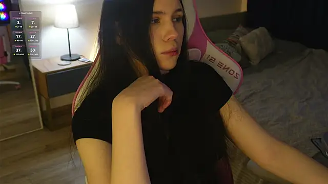 jennetdoll online show from 02/20/25, 01:40