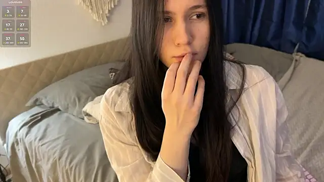 jennetdoll online show from 02/09/25, 02:07