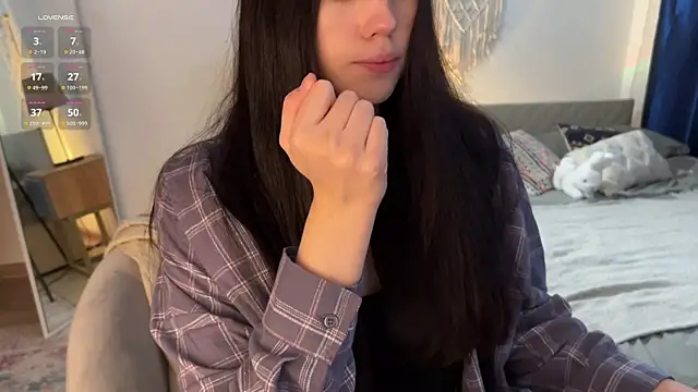 jennetdoll online show from 09/11/25, 12:49