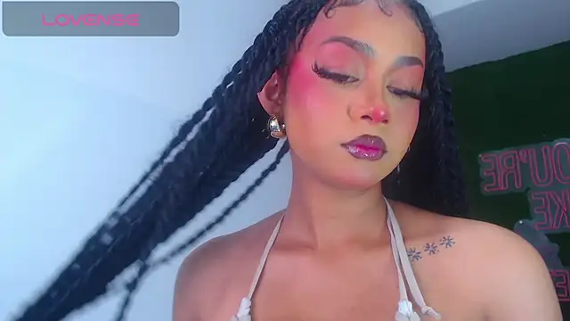 Snapshot of brenda_a_ chatting on 02/13/25, 10:34 brenda a online show from 02/13/25, 10:34
